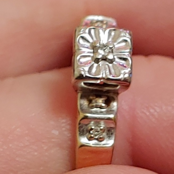 10k gold ring,size 8 to 9 - Picture 7 of 8